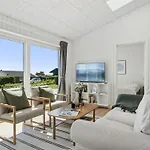 Casa de Férias Fabine - 75m From The Sea By Interhome