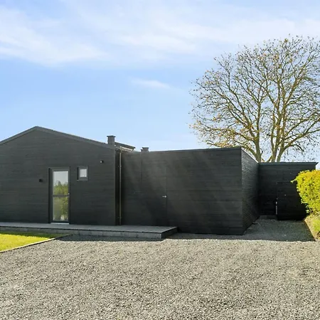 Fabine - 75m From The Sea By Interhome *