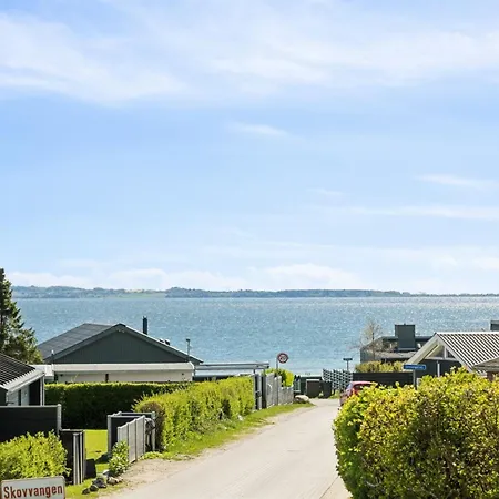 Fabine - 75m From The Sea By Interhome